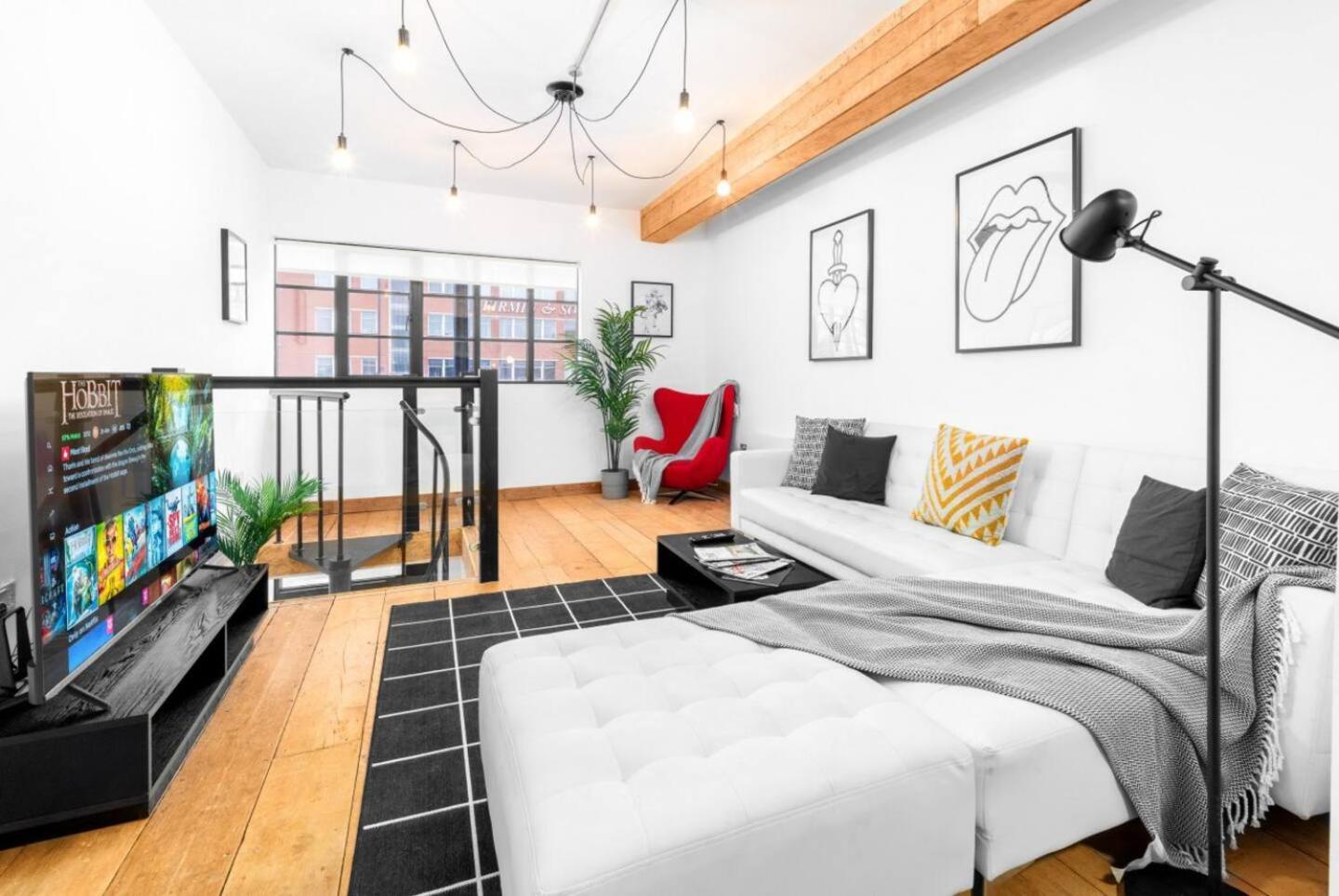 Loft Style Apartment - Near City Centre - Smart Tv- Wifi - Parking - Top Rated - 3Nt バーミンガム エクステリア 写真